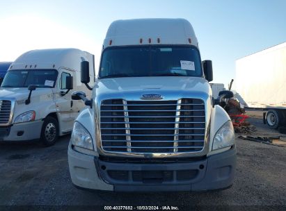 Lot #3037530938 2016 FREIGHTLINER CASCADIA 125