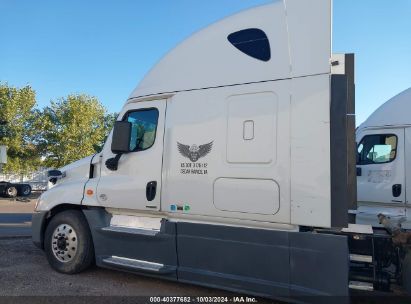 Lot #3037530938 2016 FREIGHTLINER CASCADIA 125