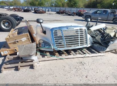 Lot #2992830769 2019 FREIGHTLINER CASCADIA 125