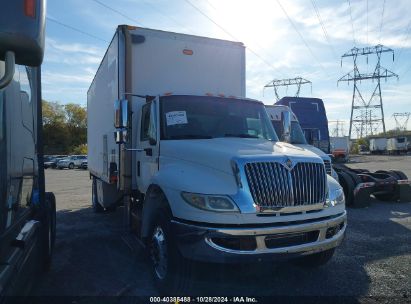 Lot #2996535266 2011 INTERNATIONAL 4000 4400