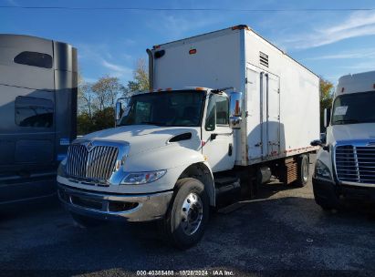 Lot #2996535266 2011 INTERNATIONAL 4000 4400