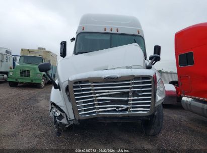 Lot #3037530930 2016 FREIGHTLINER CASCADIA 125