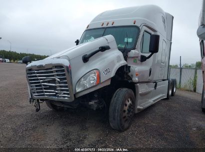 Lot #3037530930 2016 FREIGHTLINER CASCADIA 125