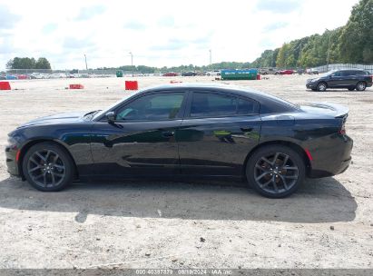 Lot #2996535215 2021 DODGE CHARGER SXT RWD