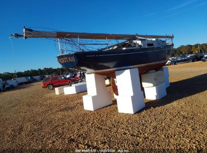 Lot #2990350784 1967 SEAFARER FIBERGLASS YACHT