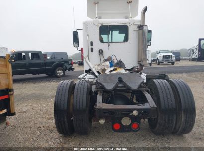 Lot #2992830370 2006 FREIGHTLINER CONVENTIONAL COLUMBIA