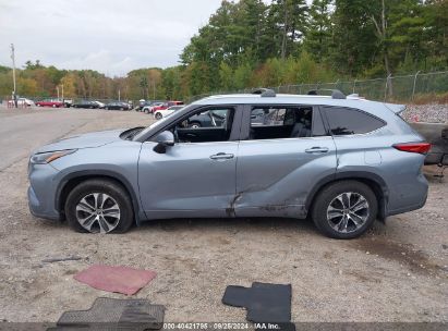 Lot #2992818209 2021 TOYOTA HIGHLANDER XLE