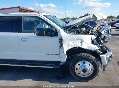 Lot #2990354693 2022 FORD SUPER DUTY F-450 DRW LARIAT