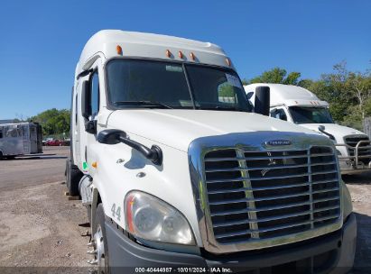 Lot #2992830642 2015 FREIGHTLINER CASCADIA 125