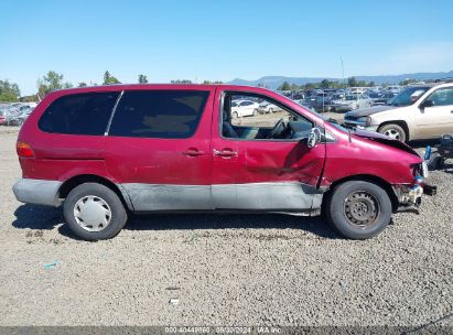 Lot #2992833246 2000 TOYOTA SIENNA CE