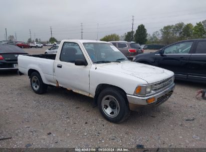 Lot #3035077393 1990 TOYOTA PICKUP 1/2 TON SHT WHEELBASE DLX