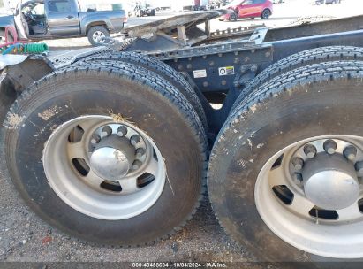 Lot #2992830290 2019 KENWORTH W900