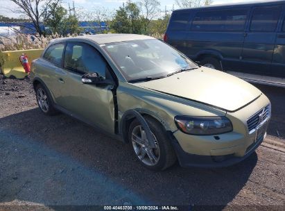 Lot #3052078208 2009 VOLVO C30 T5/T5 R-DESIGN