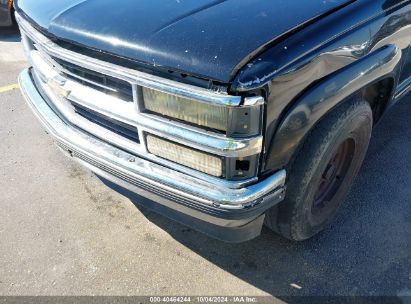 Lot #3006594724 1999 CHEVROLET SUBURBAN 1500 LT