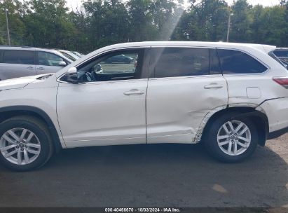 Lot #3035077257 2016 TOYOTA HIGHLANDER LE V6