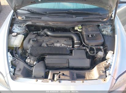 Lot #2992827229 2010 VOLVO C70 T5