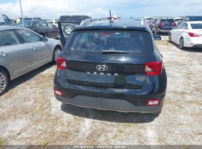 Lot #2996534617 2023 HYUNDAI VENUE SEL