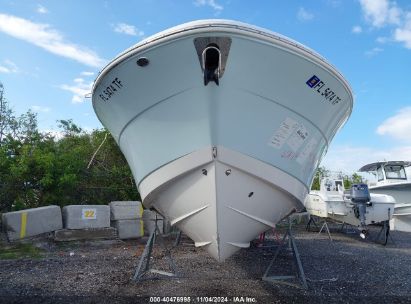 Lot #2990350324 2022 ROBALO BOAT