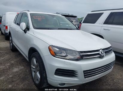 Lot #2992826852 2014 VOLKSWAGEN TOUAREG 3.6L EXECUTIVE