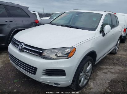 Lot #2992826852 2014 VOLKSWAGEN TOUAREG 3.6L EXECUTIVE