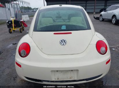 Lot #2980522489 2008 VOLKSWAGEN NEW BEETLE S/SE