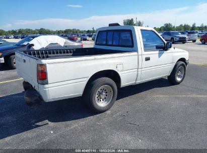 Lot #3035077100 1995 ISUZU CONVENTIONAL SHORT BED