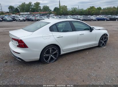 Lot #2992818341 2023 VOLVO S60 B5 CORE DARK THEME