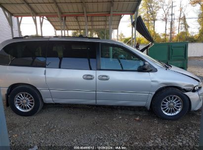 Lot #2992826359 2000 CHRYSLER TOWN & COUNTRY LXI