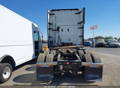 Lot #3046377661 2019 FREIGHTLINER NEW CASCADIA 126