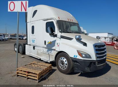 Lot #3046377661 2019 FREIGHTLINER NEW CASCADIA 126