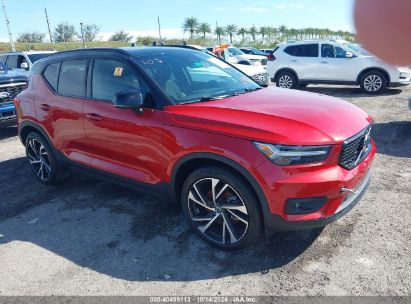 Lot #2992826341 2021 VOLVO XC40 T5 R-DESIGN