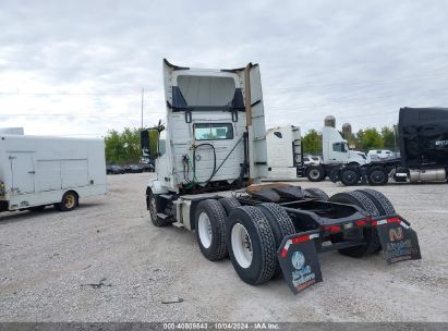 Lot #2992830502 2016 VOLVO VN VNL