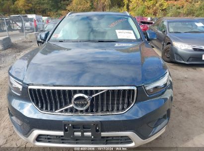 Lot #2995300408 2021 VOLVO XC40 T5 INSCRIPTION