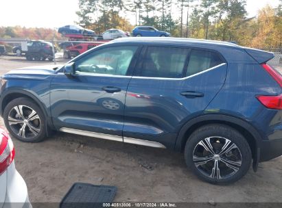 Lot #2995300408 2021 VOLVO XC40 T5 INSCRIPTION