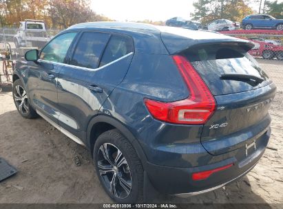 Lot #2995300408 2021 VOLVO XC40 T5 INSCRIPTION