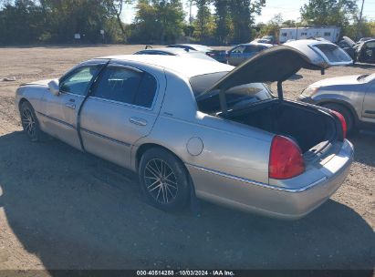 Lot #2995300602 2004 LINCOLN TOWN CAR ULTIMATE L