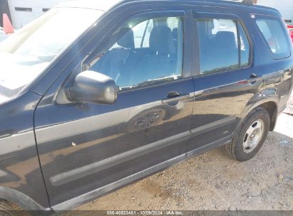 Lot #2992825572 2002 HONDA CR-V LX