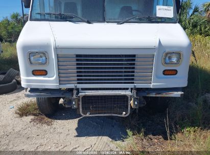 Lot #2997776560 2015 FORD F-59 COMMERCIAL STRIPPED