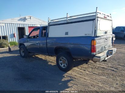 Lot #3035089415 1994 NISSAN TRUCK KING CAB SE/KING CAB XE