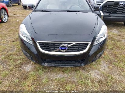 Lot #2995299972 2012 VOLVO C70 T5