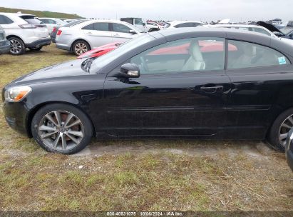 Lot #2995299972 2012 VOLVO C70 T5