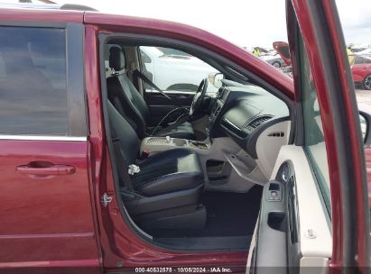 Lot #2994067821 2017 DODGE GRAND CARAVAN SXT