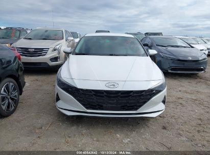 Lot #2992824866 2022 HYUNDAI ELANTRA SEL