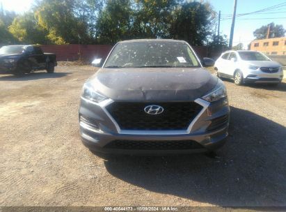 Lot #2996533886 2019 HYUNDAI TUCSON SE