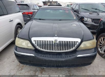 Lot #2992824541 2009 LINCOLN TOWN CAR SIGNATURE LIMITED