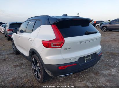 Lot #2995283395 2020 VOLVO XC40 R-DESIGN