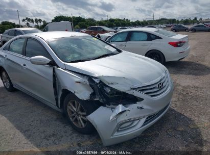 Lot #2996533770 2013 HYUNDAI SONATA GLS