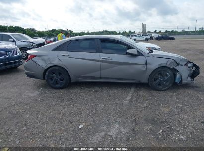 Lot #2990349154 2022 HYUNDAI ELANTRA SEL