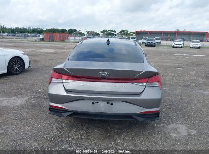 Lot #2990349154 2022 HYUNDAI ELANTRA SEL