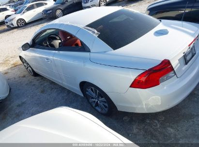 Lot #2992825105 2011 VOLVO C70 T5